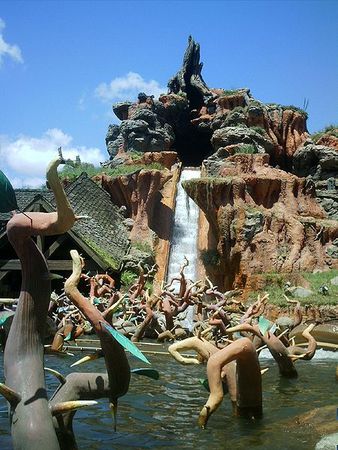 450px_Splash_Mountain___Magic_Kingdom___Walt_Disney_World