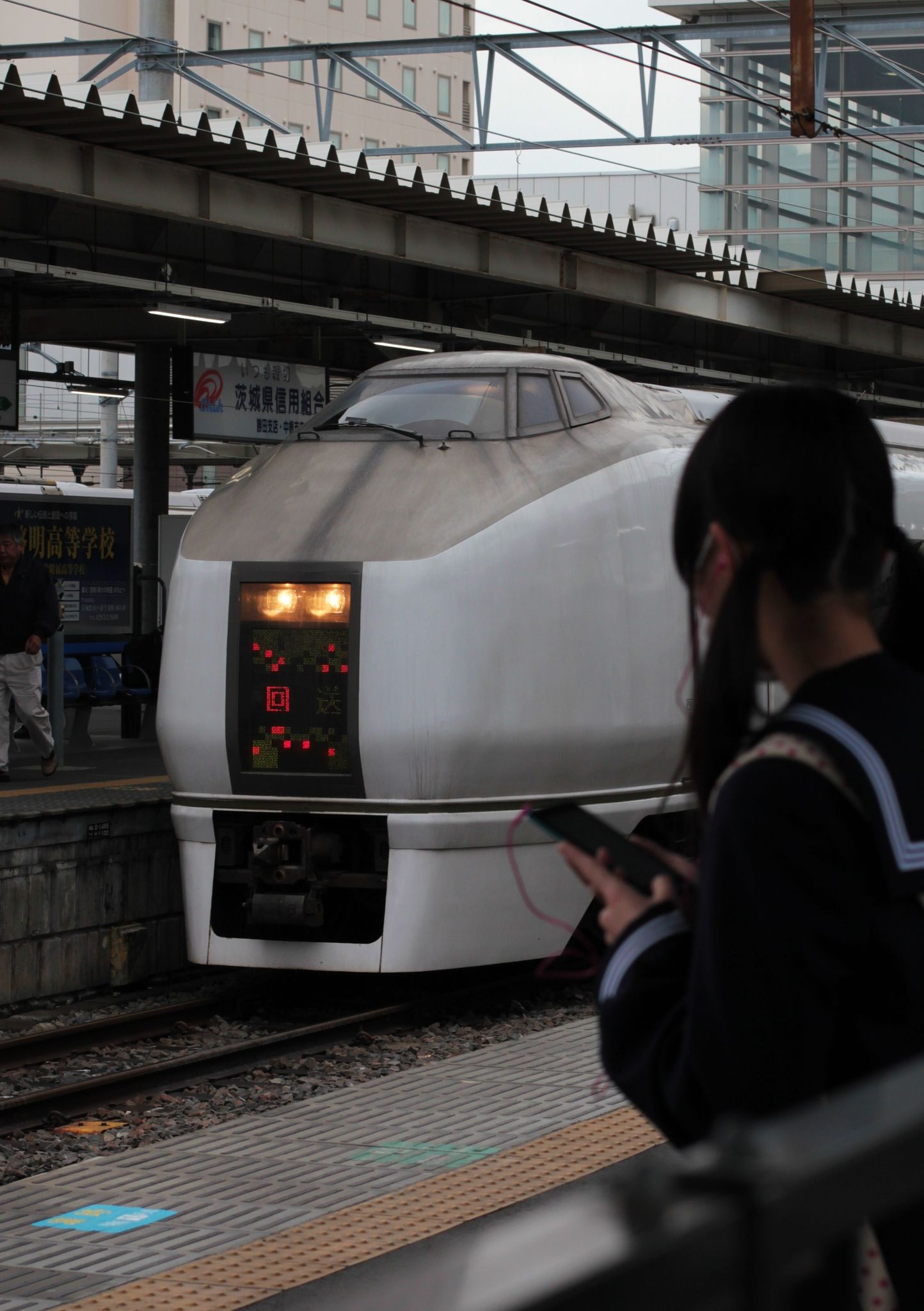651 girl, Katsuta eki