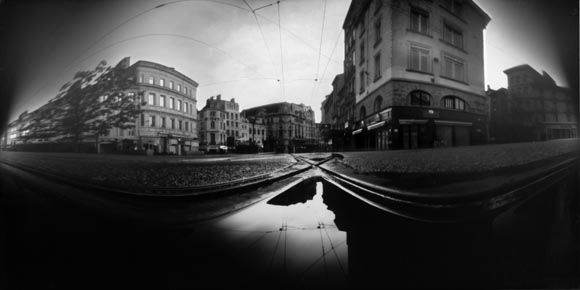 place_du_peuple_aiguillage_reflet_2_mai_2010_19h32_34