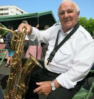 Pierre-Guionet-l-homme-au-saxophone_image_article_droite