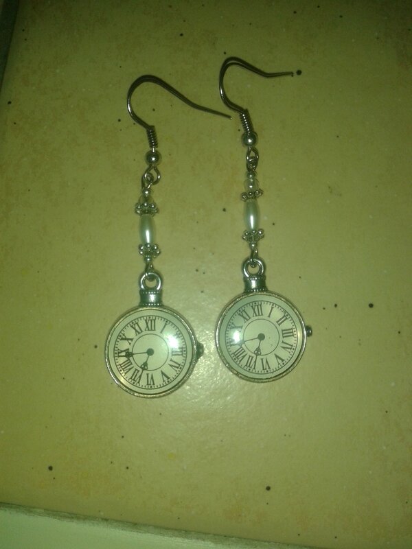 paire breloque horloge