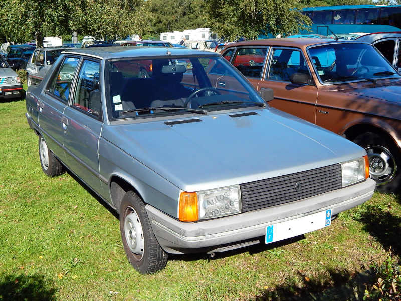 Renault9GTCav1