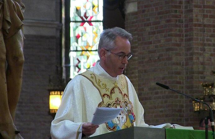 2019-09-22-installation Père DUQUESNE (4)