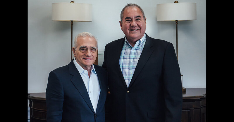 Martin Scorsese et le chef Geoffrey Standing_Bear