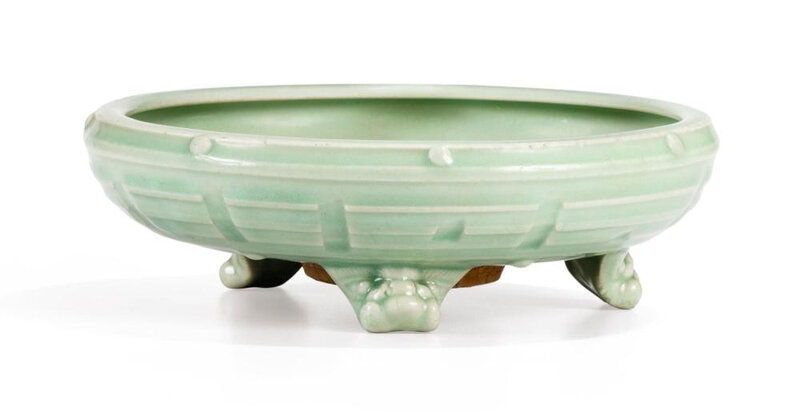 Jardinière en grès céladon Longquan, Début de la Dynastie Ming
