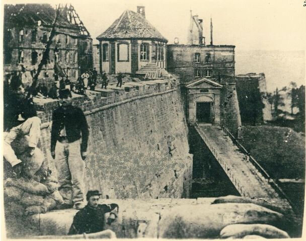 citadelle-siege-1870-entree
