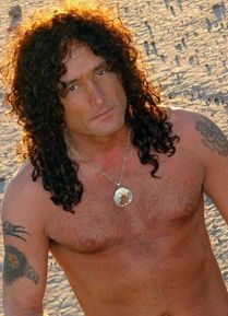 KEVIN DUBROW