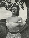 sophia_loren_by_halsman