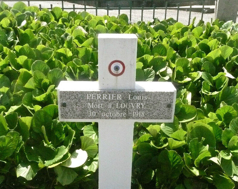 tombe de Louis Perrier dans le carré militaire