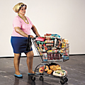 « Supermarket lady », une critique de la <b>société</b> consumériste