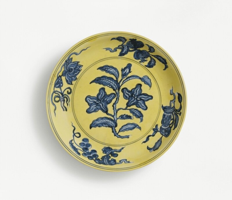 A fine blue and yellow 'gardenia' dish, mark and period of Hongzhi