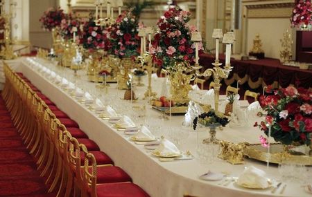 prices-candles-royal-state-banquet-buckingham-palace