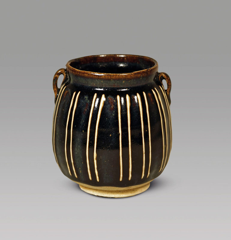 Fine Chinese Glazed Ribbed Jar with Handles, Jin dynasty, 12th -13th century