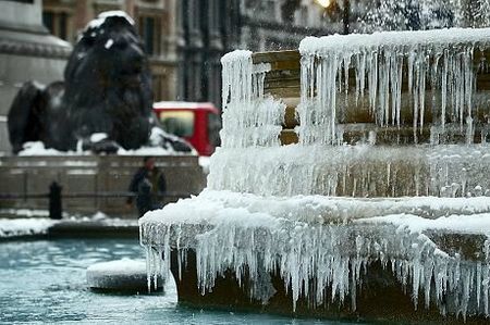 101890145_snow_259828d