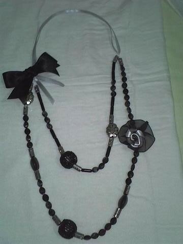 collier de perles black