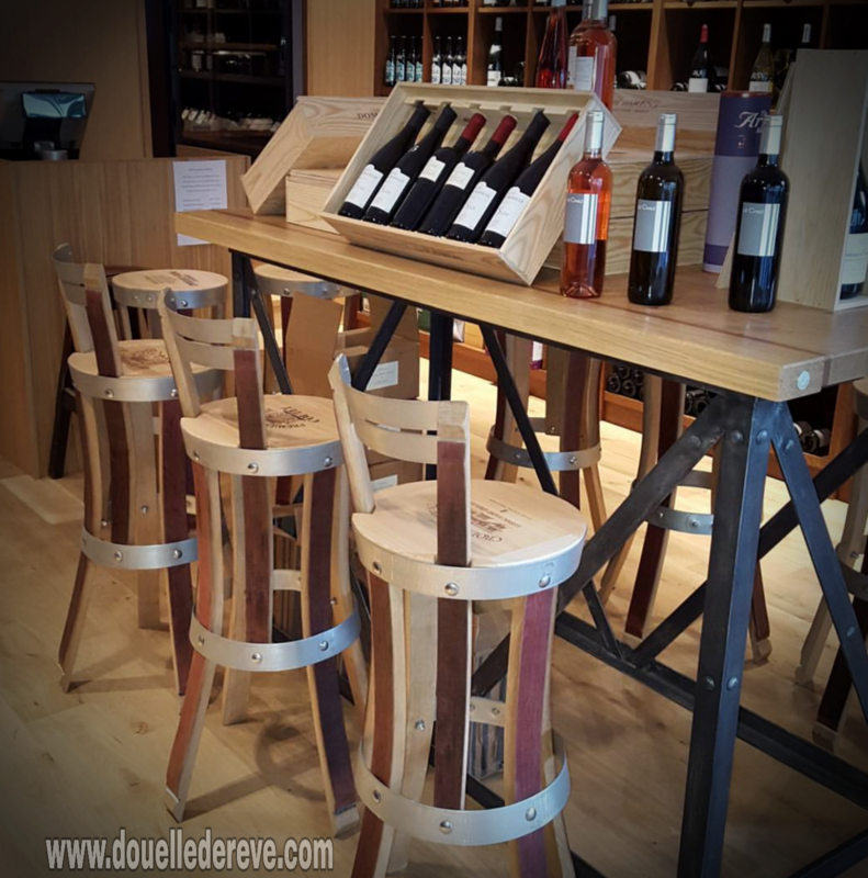 douelledereve, chaise de bar , mange debout, agencement cave à vin , maison en bois , construction écologique , maison bbc, maiso d'hôtes, chalets de luxe , monaco , champagne , courchevel ,cave à vin