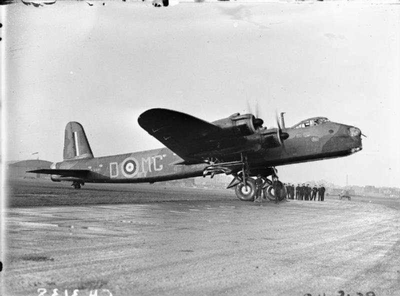 Aircraft_of_the_Royal_Air_Force_1939-1945-_Short_S