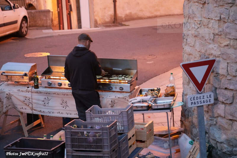 Photos JMP©Koufra 12 - Cornus - Marché de Pays - Les Contraires - 16082019 - 0210