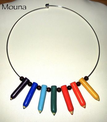 collier_crayons
