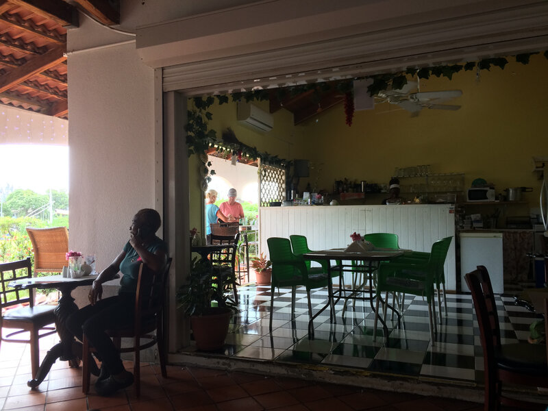 Petal's Cafe