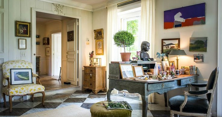 bunny-mellon-home-oak-spring-farms-desk-living-room-bust-pierre-auguste-renoir