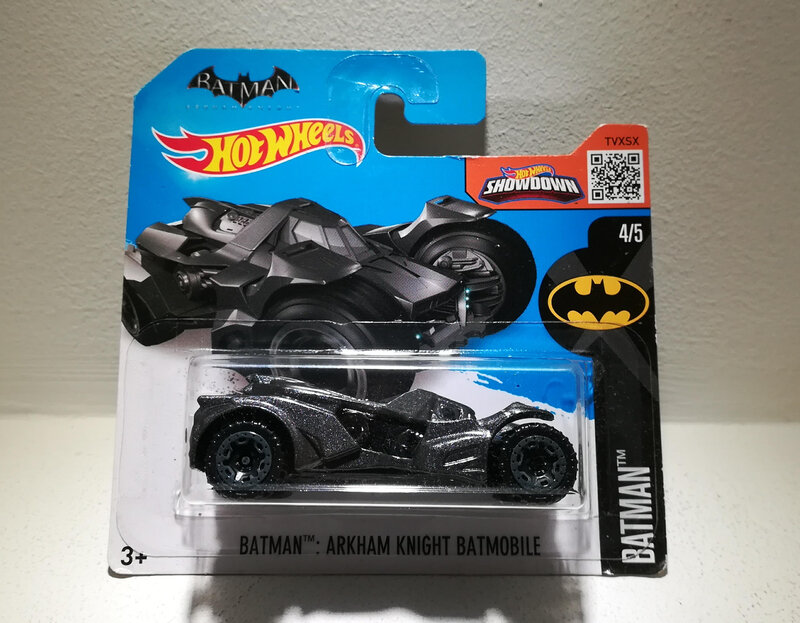 Batman Arkham Knight Batmobile (Hotwheels) 02