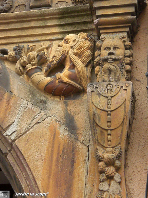 La fameuse Maison des Têtes à Colmar (détails)