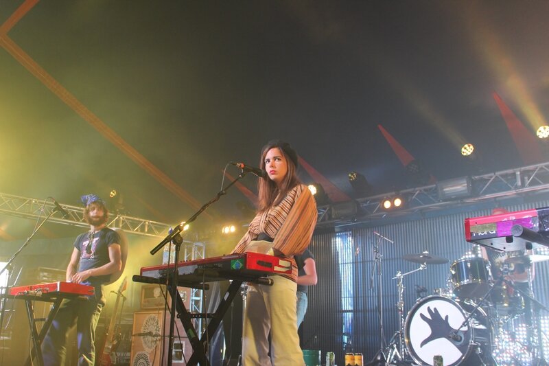 La Femme William's Green stage Glastonbury festival 2015 scène