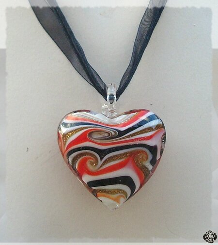 Pendentif Coeur Sajia Blanc Orange Noir Or Verre Soufflé Style Murano