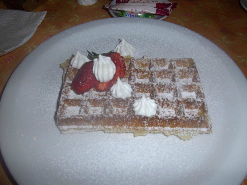 Café Rama-gaufre belge chantilly fraise