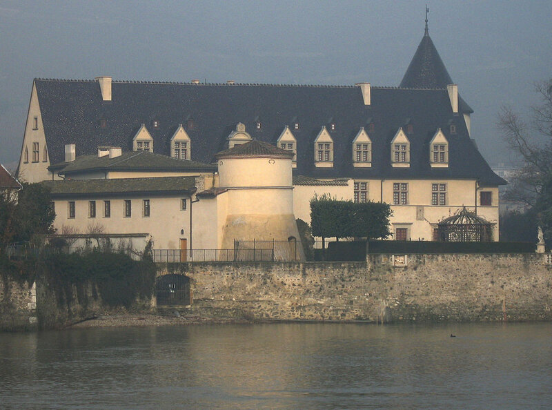 1024px-Château_d'Ampuis_1