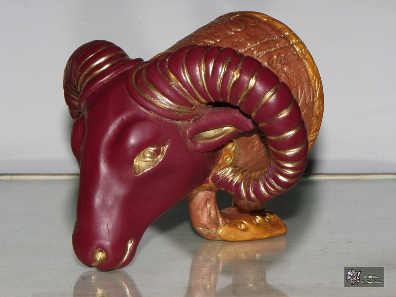 medusa_rhyton-mouflon-rouge