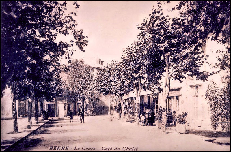 24-13-Berre-Café Chalet-Le Cours 2-1