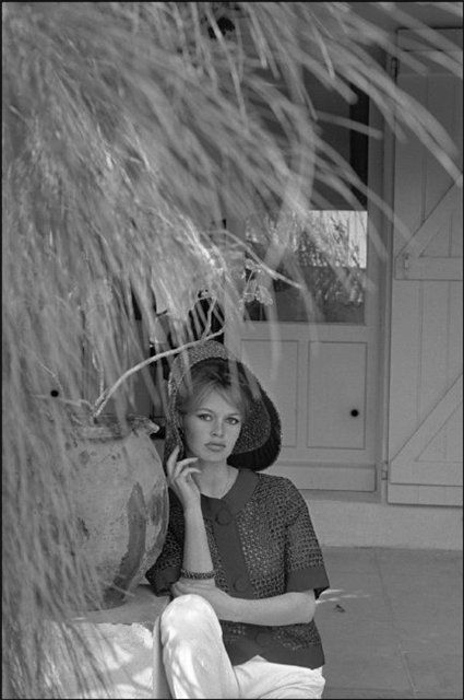 1960-04-14-madrague-par_tikhomiroff-030-2