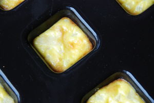 Mini_flans_aux_poires_et_parmesan_004