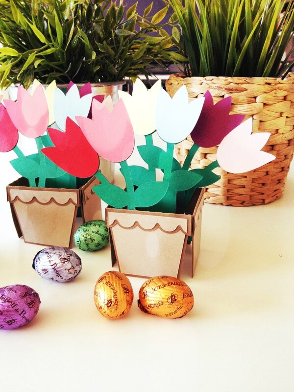 paper pot of tulips 2