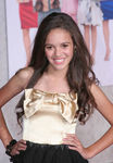 Madison_Pettis_pic_you_again_premiere