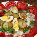 Carpaccio de merlu (<b>colin</b>) et oeuf mariné, tomate, rattes