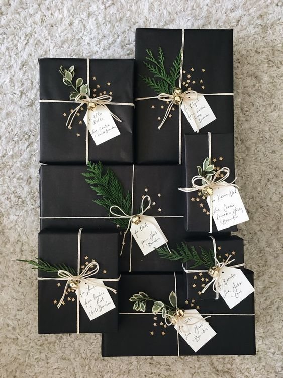 deco_noel_noir_paquet_cadeau