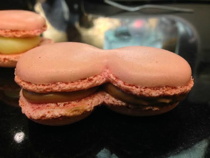 Macarons carambars - photo Fanny