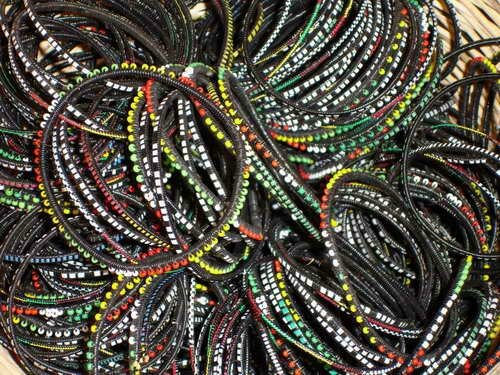 lot-de-10-bracelet-plastiques-avec-perles