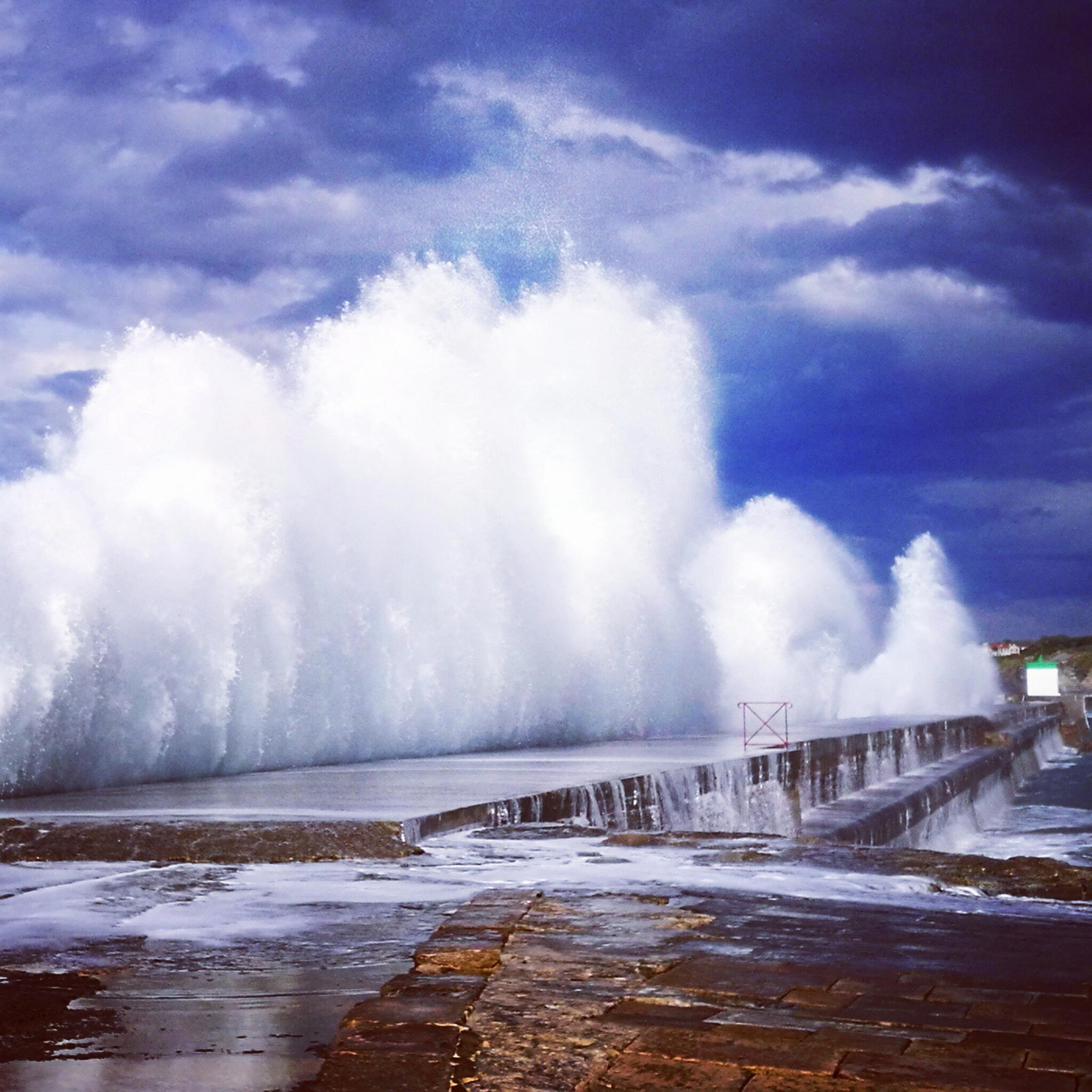 Socoa, vagues d'avril, insta (64)