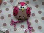 broche chouette fushia