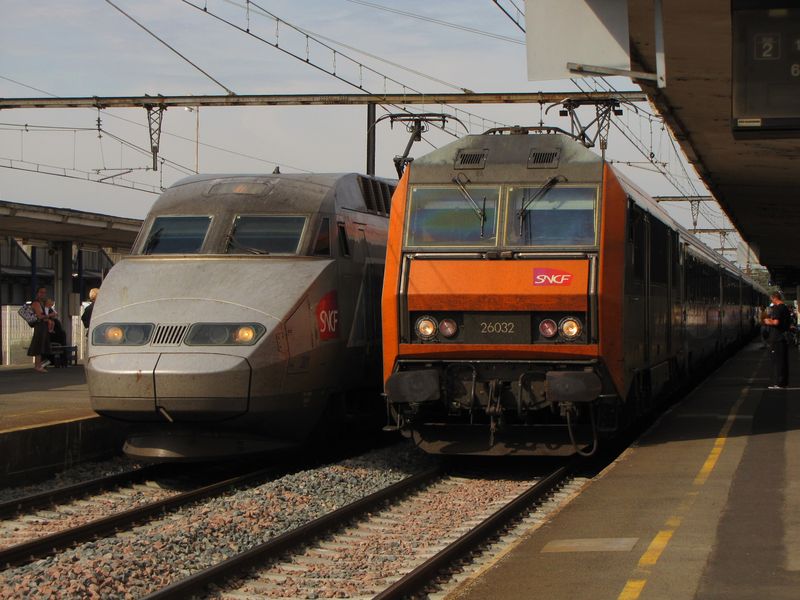 BB 26032 + TGV A 301, SPdC