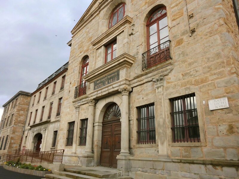 façade historique Hôtel de Ville