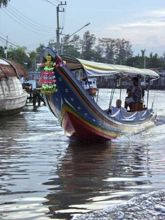 BATEAU01