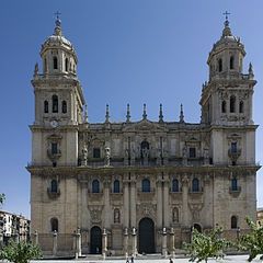 240px-Jaén-Catedral_de_la_Asunción_VPSM-20110919