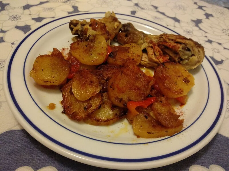 Pommes de terre et poulet en marinade aux paprikas - Patatas y pollo en adobo al pimentón