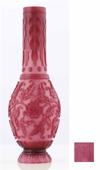 an_imperial_red_overlay_pink_glass_bottle_vase_qianlong_four_character_d5379601h