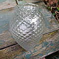 Ancienne <b>Tulipe</b> Verre Holophane Forme Globe Obus Pomme de Pin Pine Clone Glass 